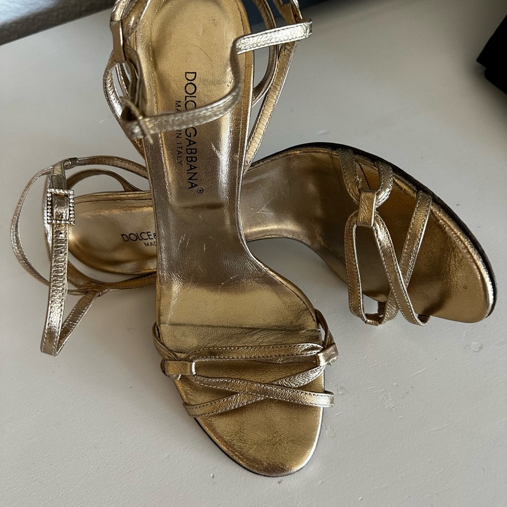 Dolce and Gabbana - gold staple heels- 36